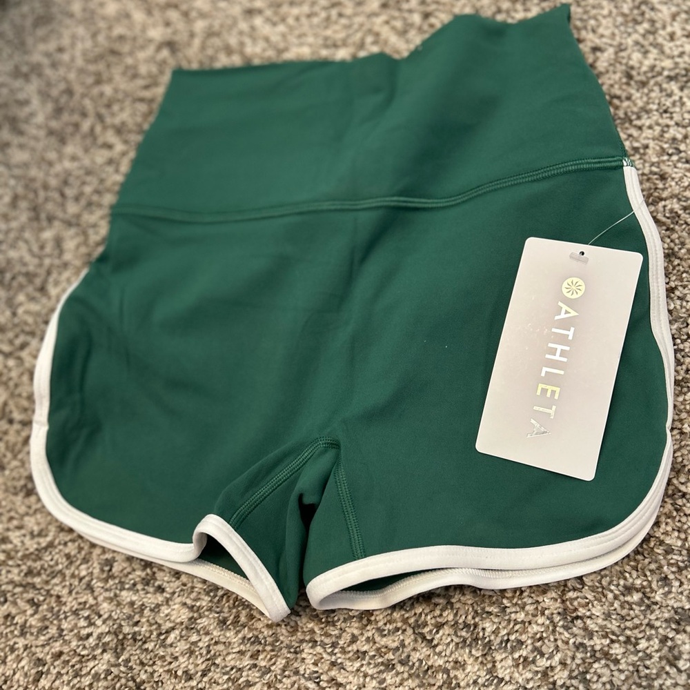 Athleta Transcend Tipped Shortie